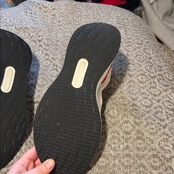 Adidas Men's White Athletic Shoes with Black and Red Accents - Picture 5 of 8